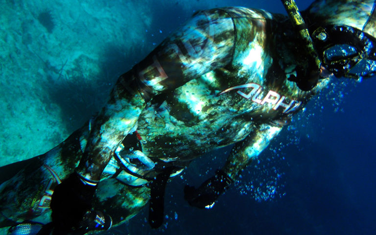 spearfishing-wetsuits