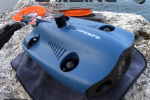 Underwater Drone Chasing Gladius Mini